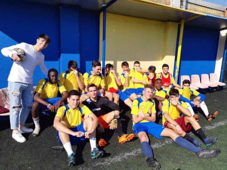 Squadra di calcio scolastica