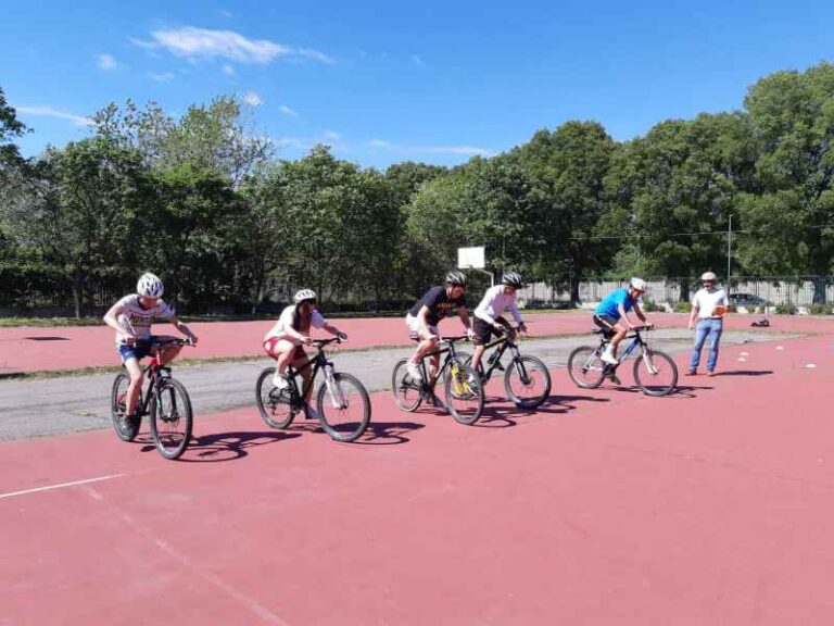 Mauntain bike a scuola